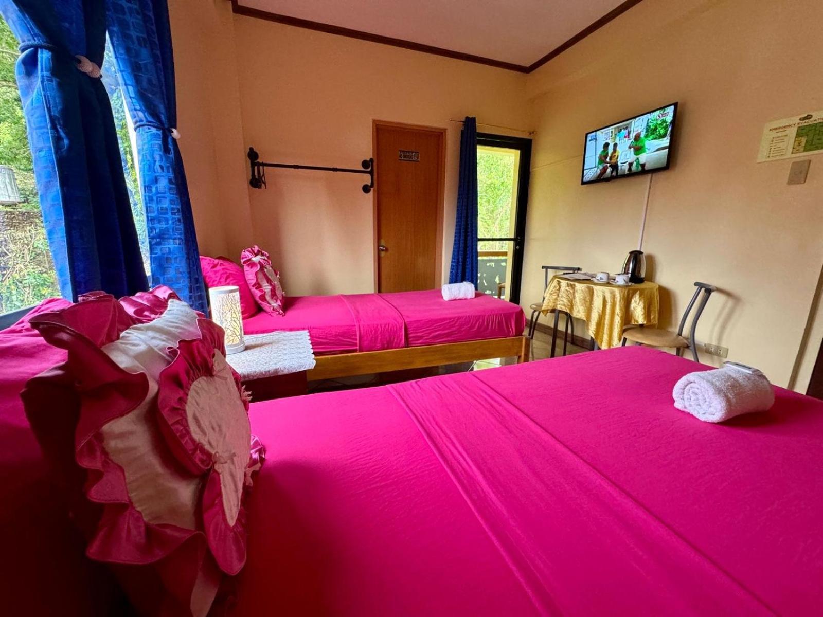 Ocean Breeze Inn Manoc-Manoc Rom bilde