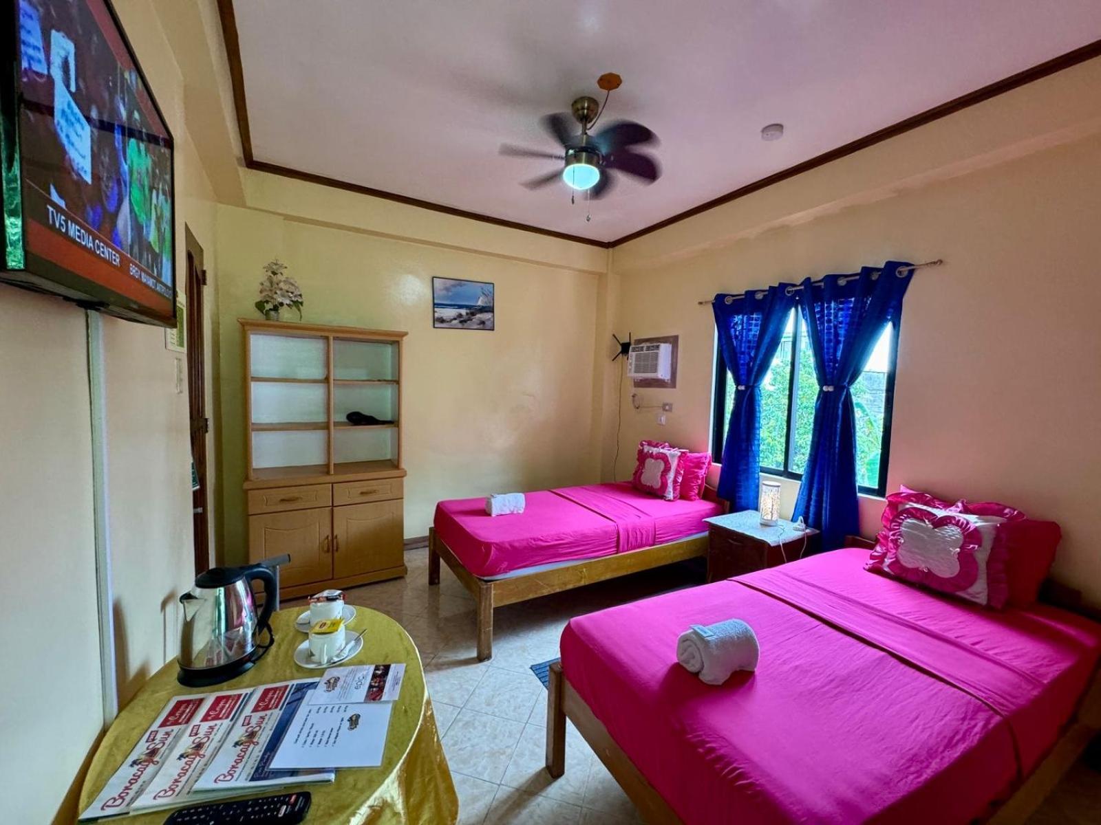 Ocean Breeze Inn Manoc-Manoc Rom bilde